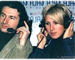 На фото Гости из будущего