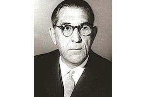 Юрий Лавров