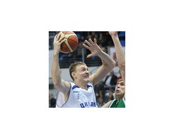 На фото Юрий Васильев