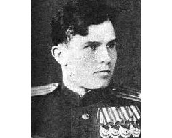 На фото Юрий Храмов