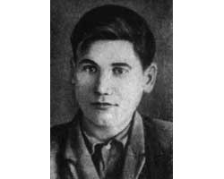 На фото Юрий Полянский