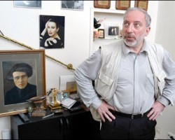 На фото Юрий Мамин