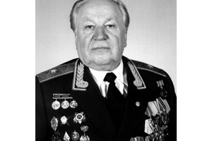 Евгений Мишин