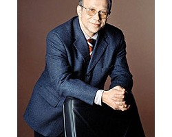 На фото Юрий Федутинов
