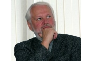 Анатолий Константинов