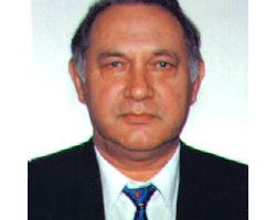 На фото Юрий Маслюков