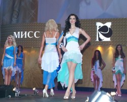 На фото Юлия Образцова