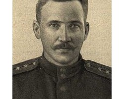 На фото Юрий Двужильный