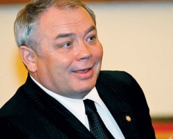На фото Юрий Копылов