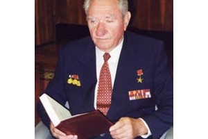 Леонид Гусев