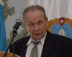 На фото Юрий Шухевич