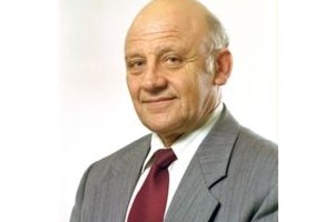 Евгений Свердлов