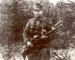 На фото Йозеф Аллербергер