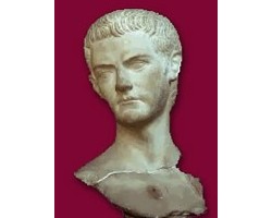 На фото Гай Цезарь (Калигула)