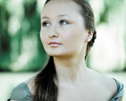 На фото Юлия Лежнева
