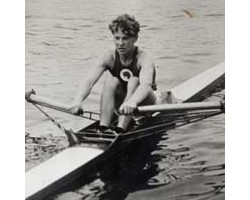 На фото Юрий Тюкалов
