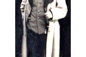 Эрис Алиев