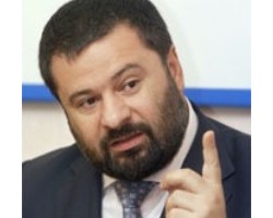 На фото Эроси Кицмаришвили