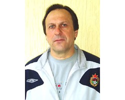 На фото Юрий Аджем