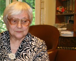 На фото Энгелина Тареева