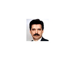 На фото Юрий Шарандин