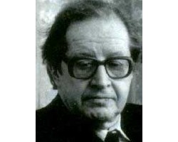 На фото Юрий Авербах