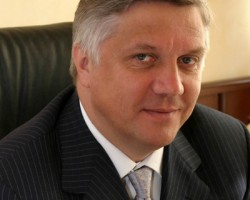 На фото Юрий Волков