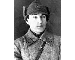 На фото Лев Маневич