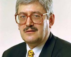 На фото Юрий Пивоваров