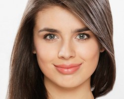 На фото Эльмира Абдразакова