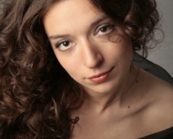 На фото Юлианна Авдеева