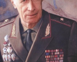 На фото Юрий Дроздов