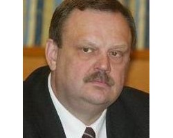 На фото Юрий Заостровцев