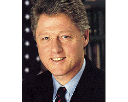 На фото Билл Клинтон