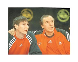 На фото Юрий Васильков
