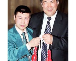 На фото Юрий Арбачаков
