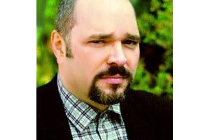 Энтони Мингелла