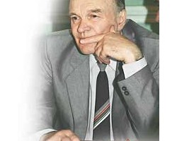 На фото Юрий Бондарев
