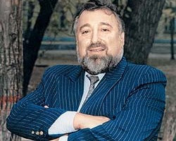 На фото Николай Басин