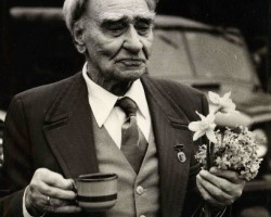 На фото Эвалд Валтер