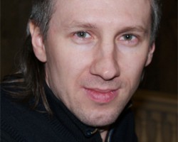 На фото Андрей Зорин