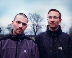 На фото Autechre