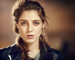 На фото Birdy