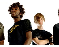 На фото Bloc Party