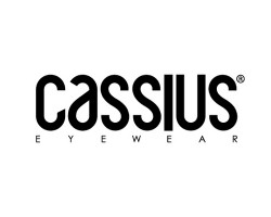 На фото Cassius Eyewear