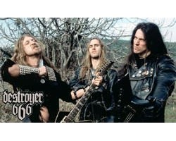 На фото Destroyer 666