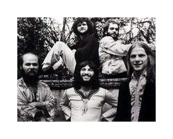 На фото Dixie Dregs