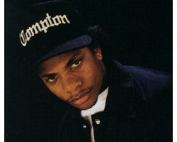 На фото Eazy-e