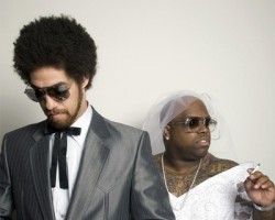 На фото Gnarls Barkley