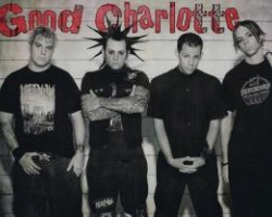 На фото Good Charlotte